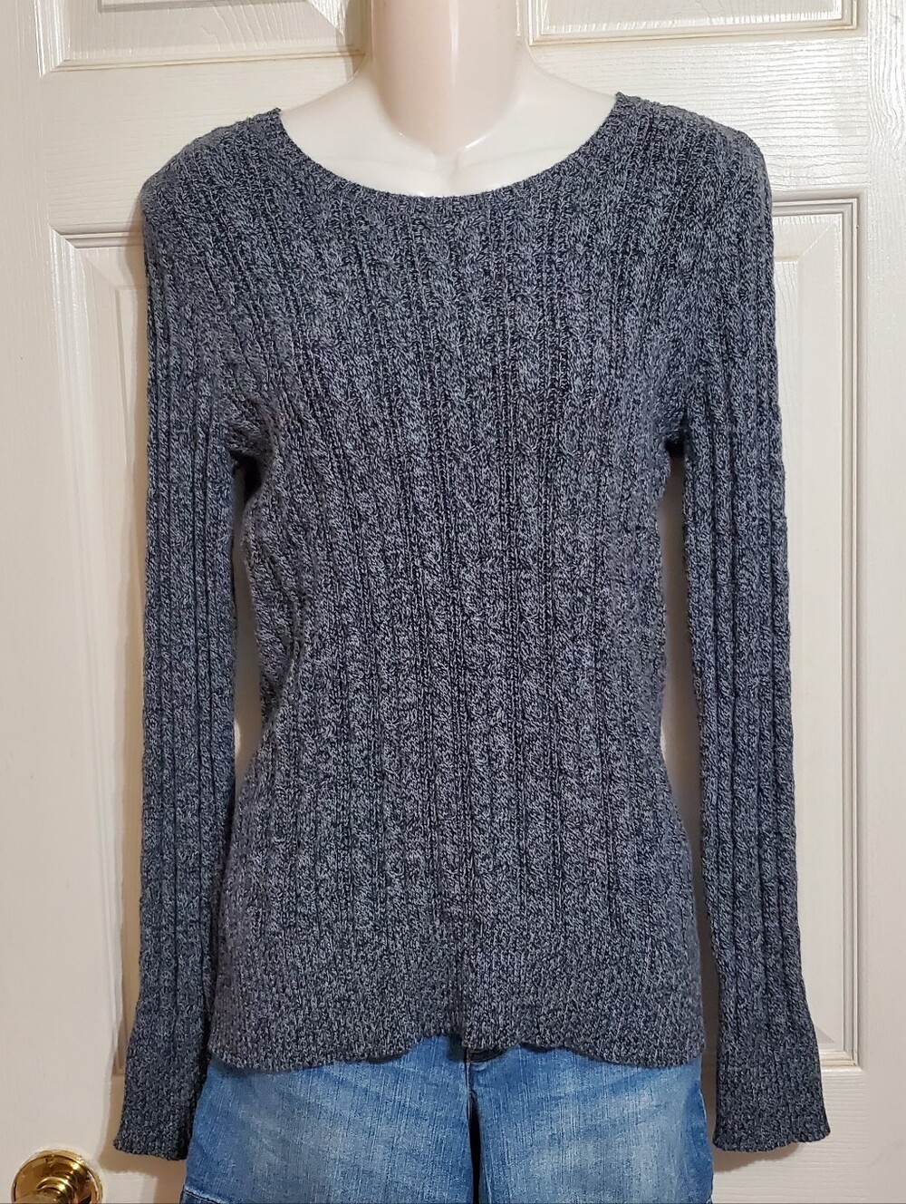 St John Bay Women's Gray Cable Knit Sweater Size Medium